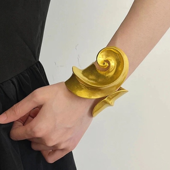 Elegant Gold Swirl Bracelet set of two